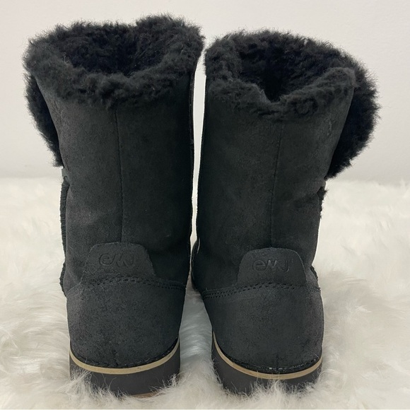 Emu Beach Lo Genuine Leather Suede Boots with Merino Wool Lining Size 7/38 - Picture 4 of 7